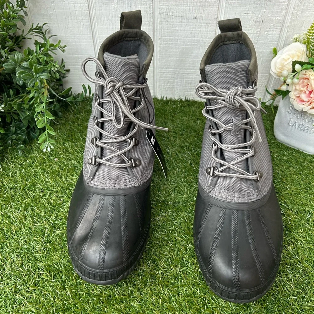 Sorel Cheyanne II Short Waterproof Boot -Quarry Black and Gray Canvas Boots Sz 9